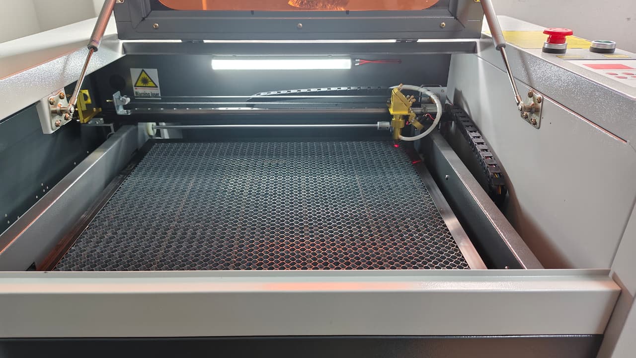 Maquina Laser 40x40 M2 50w